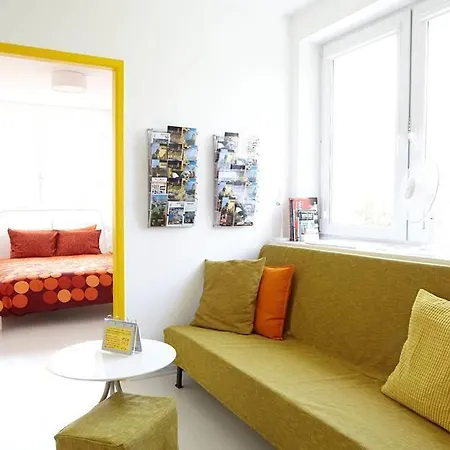 Lovely Sunny Flat In City Center Warsaw Room photo